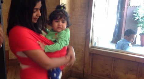 Baby Wearing – A solution to your problems?